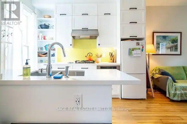 Photo du bâtiment - 16 Flagler St