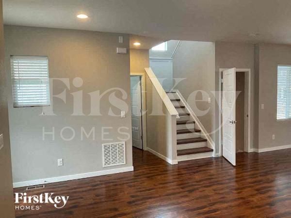 Foto del edificio - 10520 Sedalia St