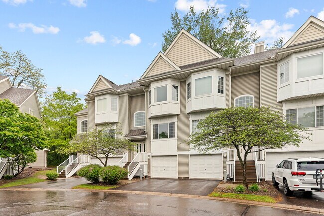 Foto del edificio - 789 Fairfield Cir