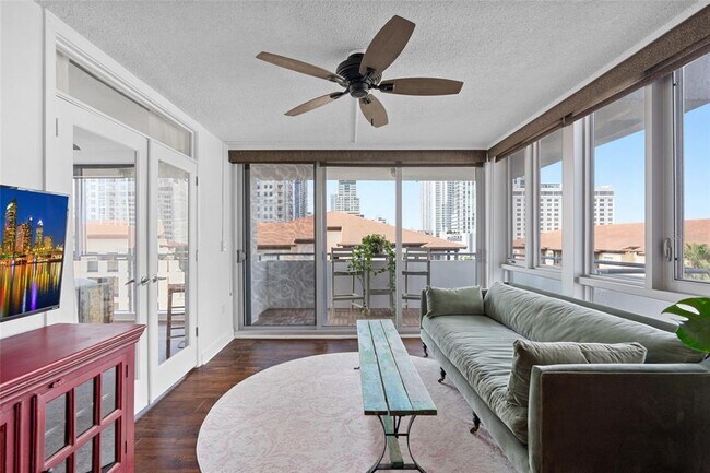 Foto del edificio - 470 3rd St S