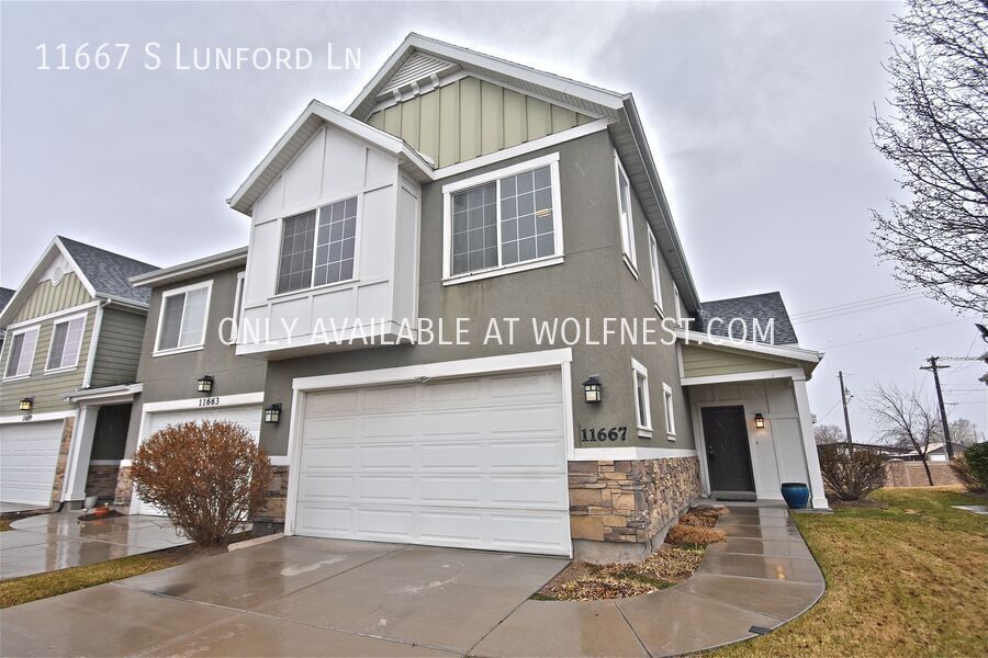 Primary Photo - Beautiful 3 Bed Riverton Townhome! No Depo...