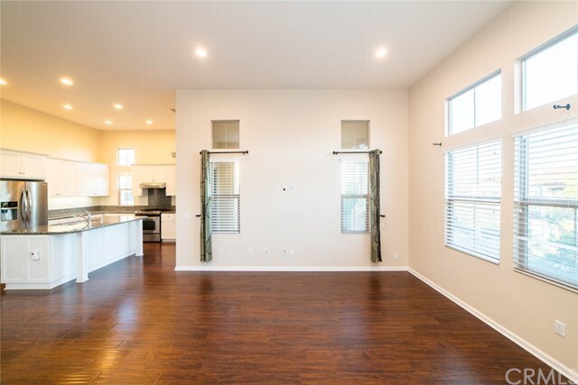 Building Photo - 84 Nature