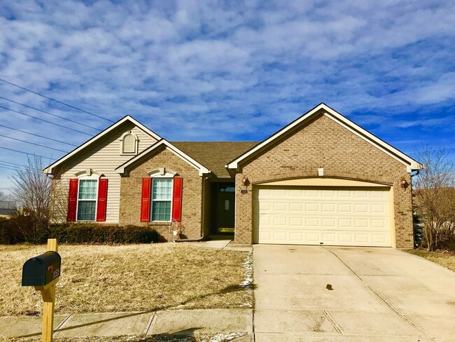 Building Photo - Stunning Ranch-Style Home in Warren Township!