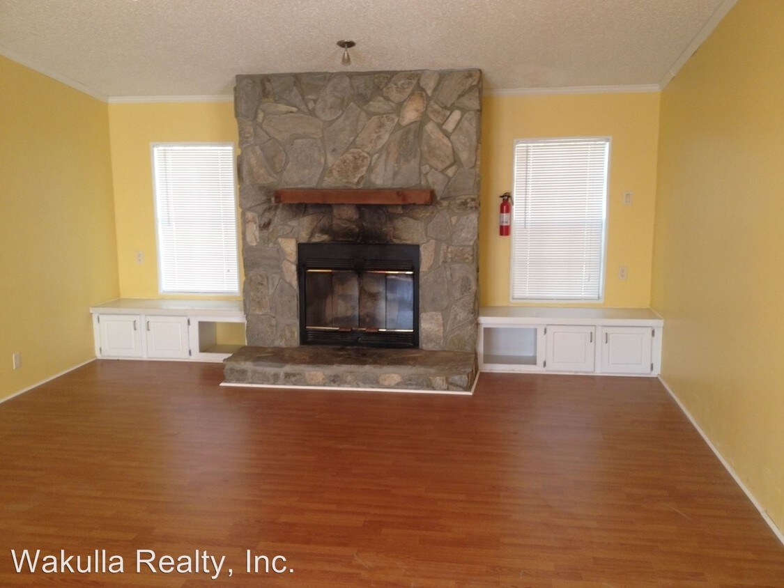 Building Photo - 12 Cager Ct