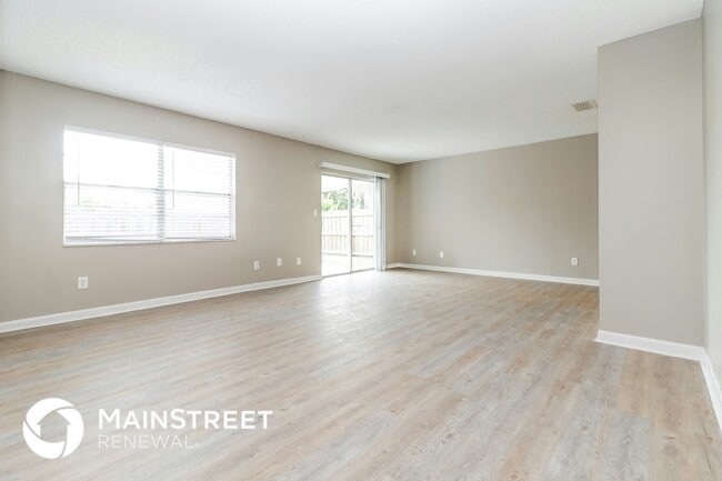 Foto del edificio - 1709 Stonehaven Way