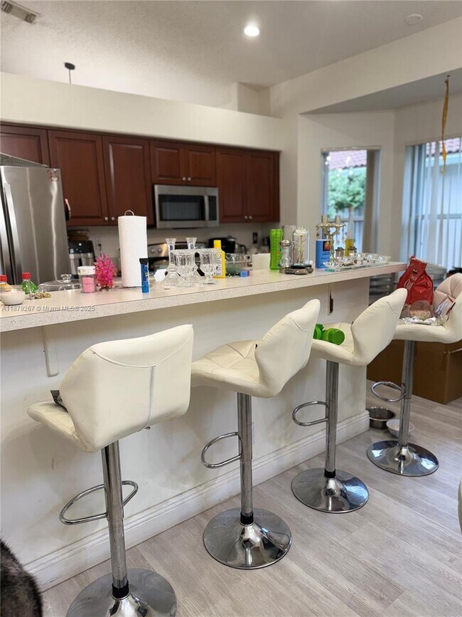 Foto del edificio - 3832 SW 53rd St