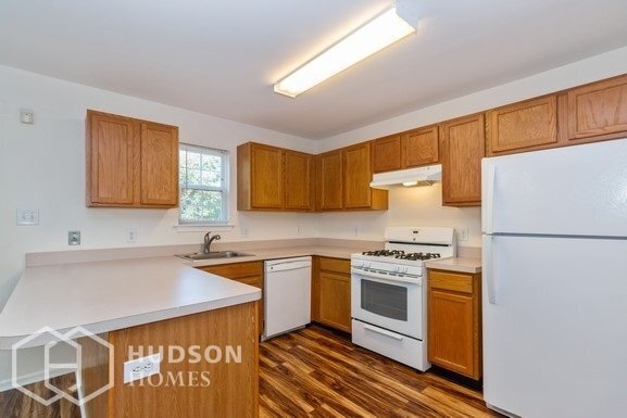 Foto del edificio - 37 Gristmill Ln