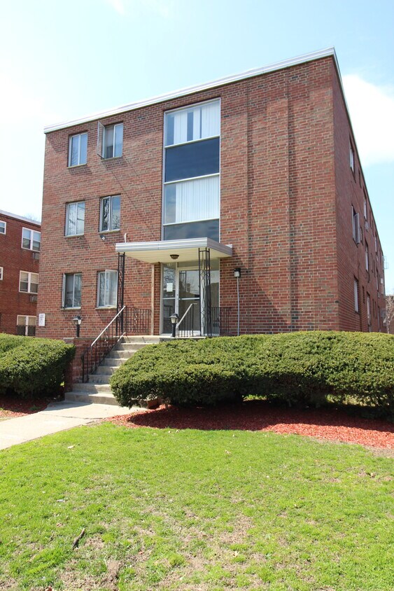 33 Imlay St Unit 205, Hartford, CT 06105 Apartments in Hartford, CT