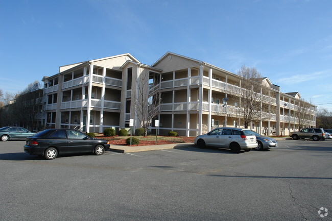 Building Photo - Melrose Apartments