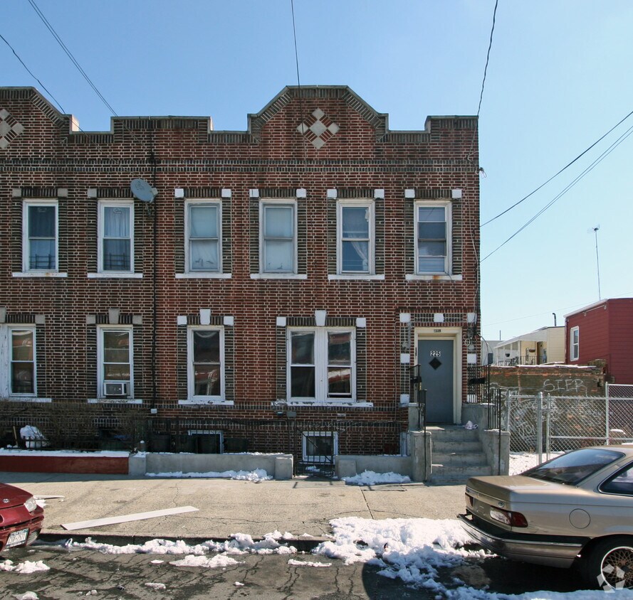 225 Atkins Ave, Brooklyn, NY 11208 Apartments in Brooklyn, NY