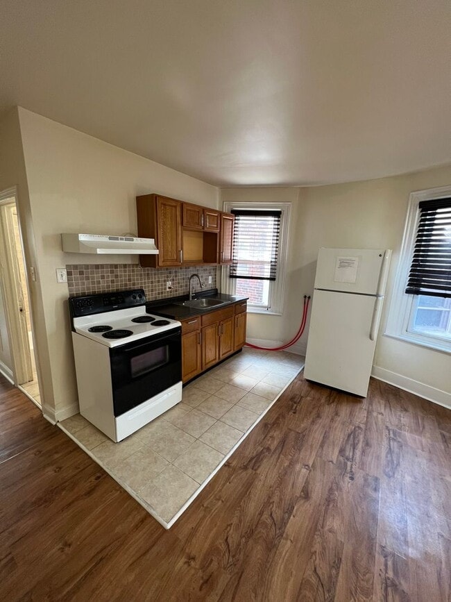 Foto del edificio - 4820 N 10th St