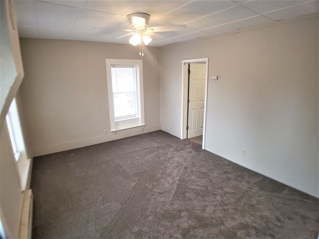 Foto del edificio - 1 Bedroom 1 Bath in a 4-plex