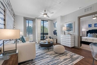 Building Photo - Cortland Westshore