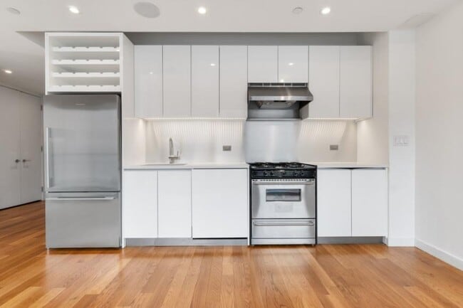 Building Photo - 0 bedroom in Brooklyn NY 11201