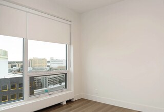 2BT6-SE - UXBorough Living