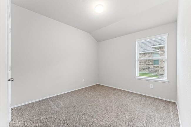 Building Photo - 5947 Dovershire Blf Wy