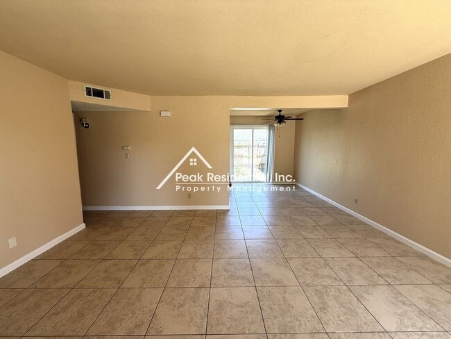 Foto del edificio - 8907 Rancho Grande Ct
