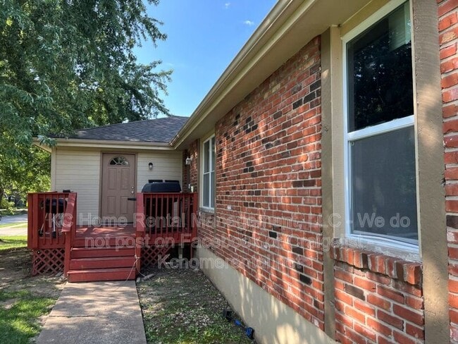 Building Photo - 418 N Jennings Rd