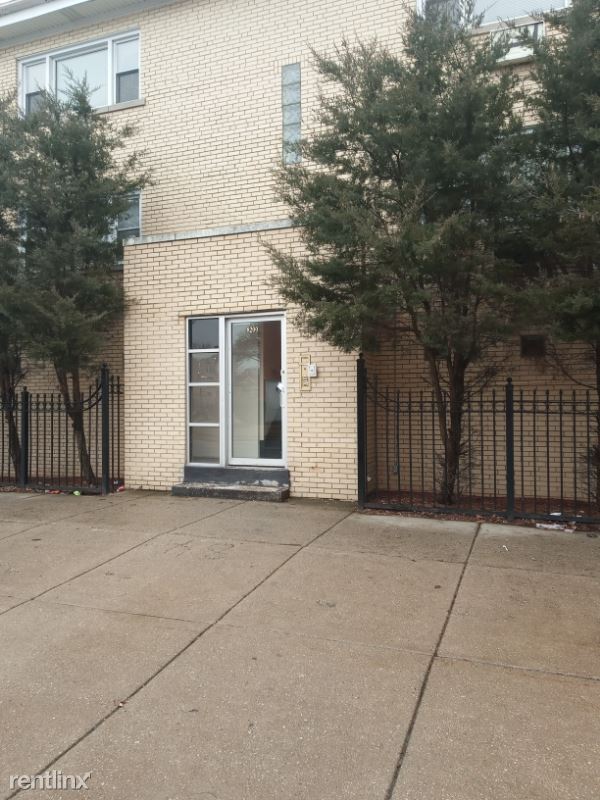 8200 S Exchange Ave, Chicago, IL 60617 Apartment for Rent in Chicago