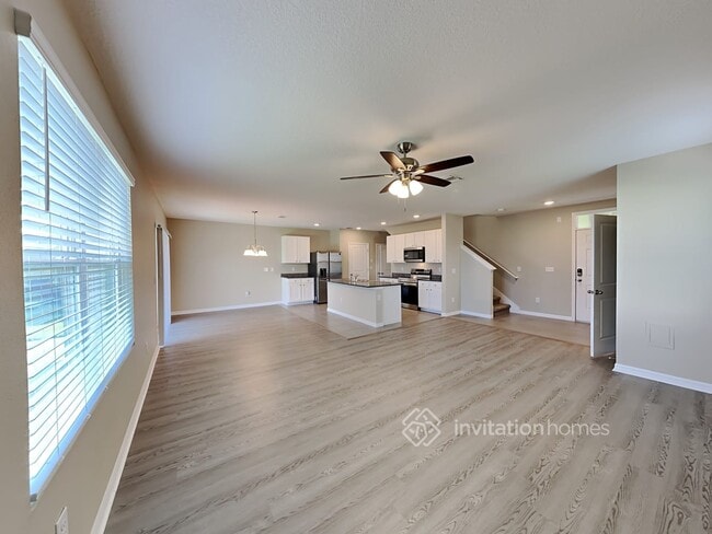 Building Photo - 8165 Pelican Reed Cir