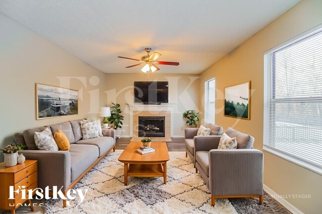 Building Photo - 2722 Hardwood Ave