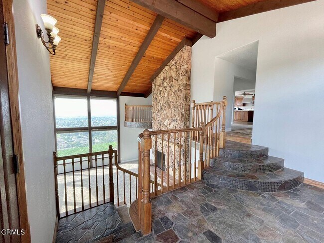 Building Photo - 55 Santa Cruz Way