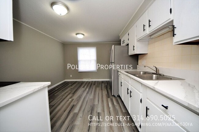 Building Photo - 309 Granada