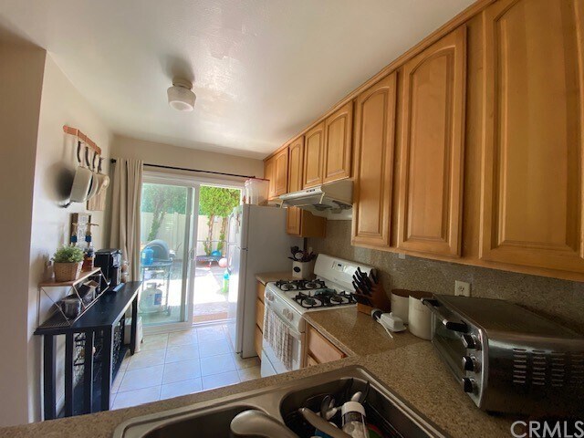 Foto del edificio - 12 Kazan St