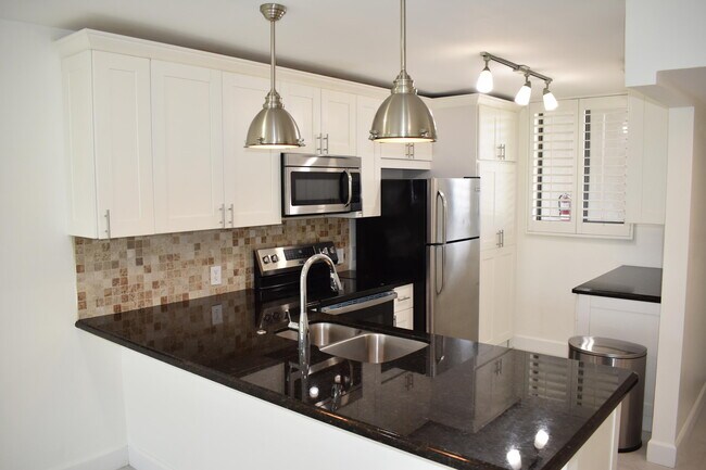 Foto del edificio - 4381 Trevi Ct
