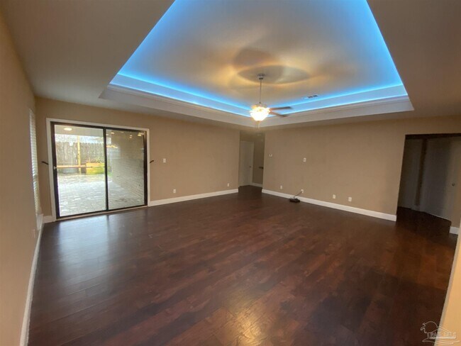 Building Photo - 8667 Norstum Dr