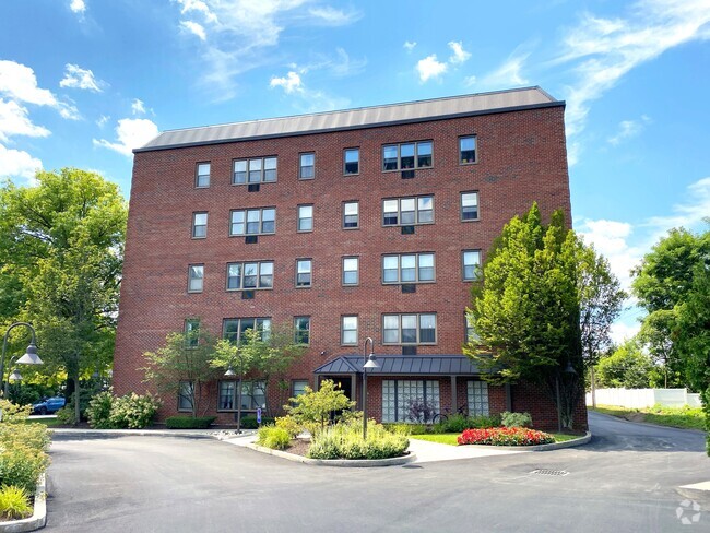 Towne Towers Apartments