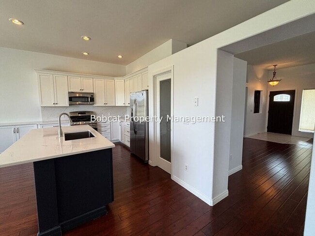 Foto del edificio - 1626 Evergreen Dr