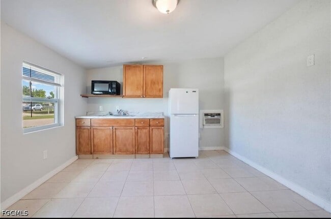 Building Photo - 1102 Kanza Ct