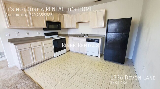 Foto del edificio - 1336 Devon Ln