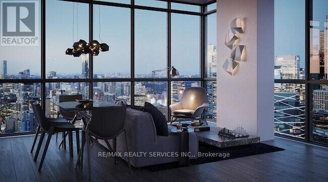 Photo du bâtiment - 327 King St W