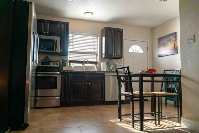 Photo - 1739 E Granada Rd (Phoenix, AZ) Apartment