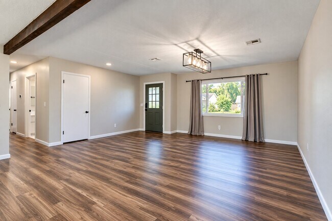 Foto del edificio - 4305 NW 59th St