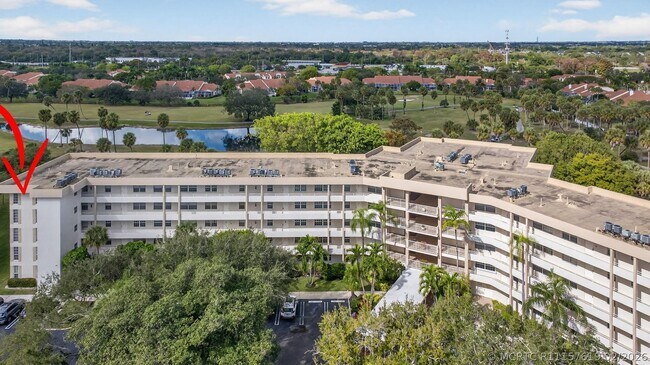 Building Photo - 3960 Oaks Clubhouse Dr
