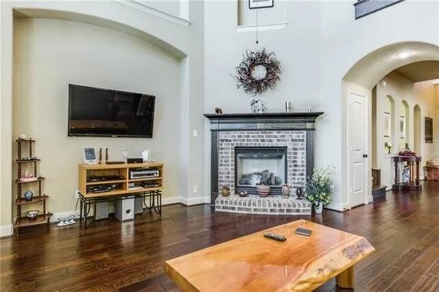 Foto del edificio - 7326 Canadian Dr