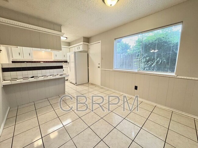 Foto del edificio - 4409 75th Dr