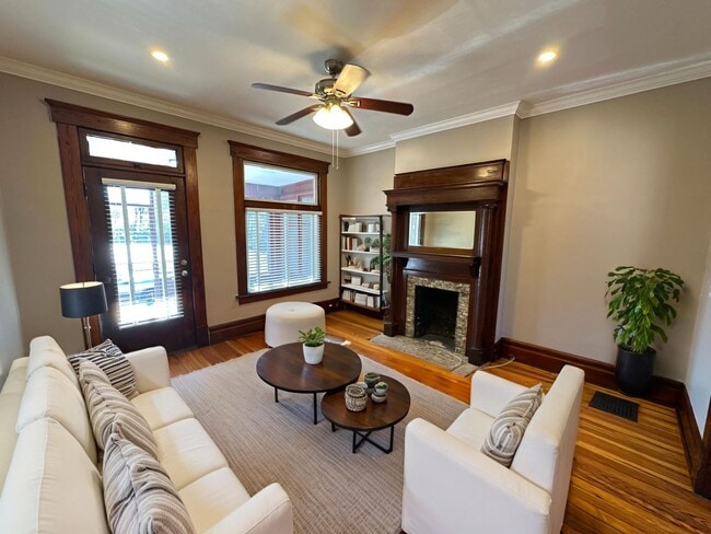 Foto del edificio - 138 E Lincoln St