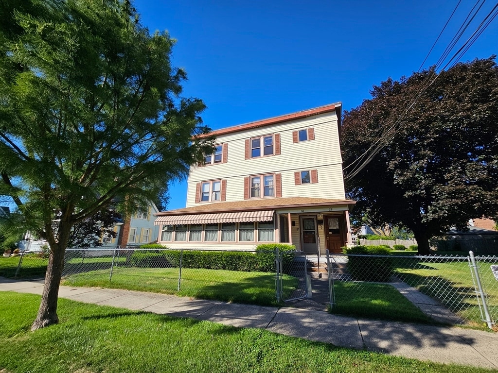 Primary Photo - 30 Bemis St