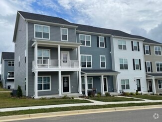 Building Photo - 2011 Coneflower Ln