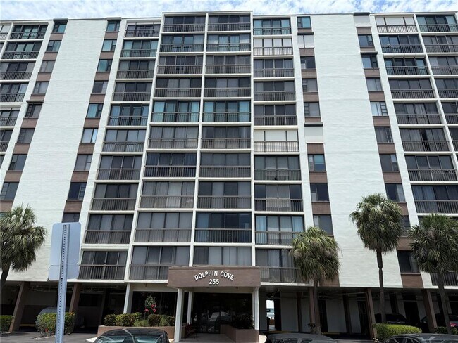 Building Photo - 255 Dolphin Point