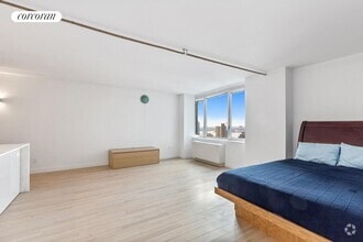Building Photo - 322 W 57th St