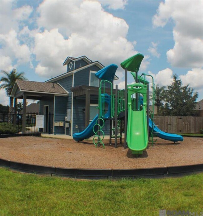 Foto del edificio - 17609 Eagles Perch Dr