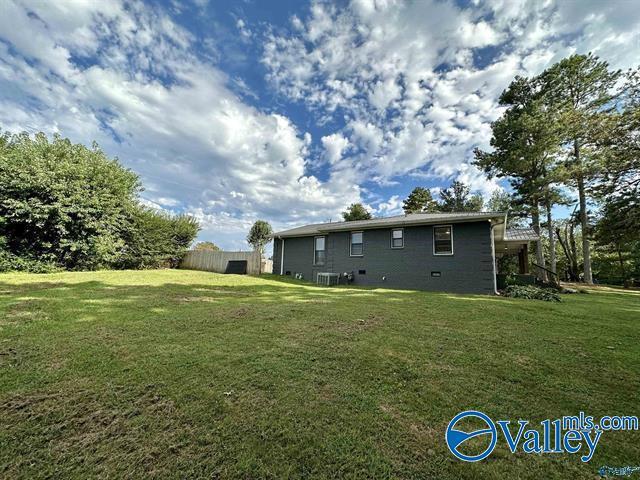 Foto del edificio - 192 Lisa Ln