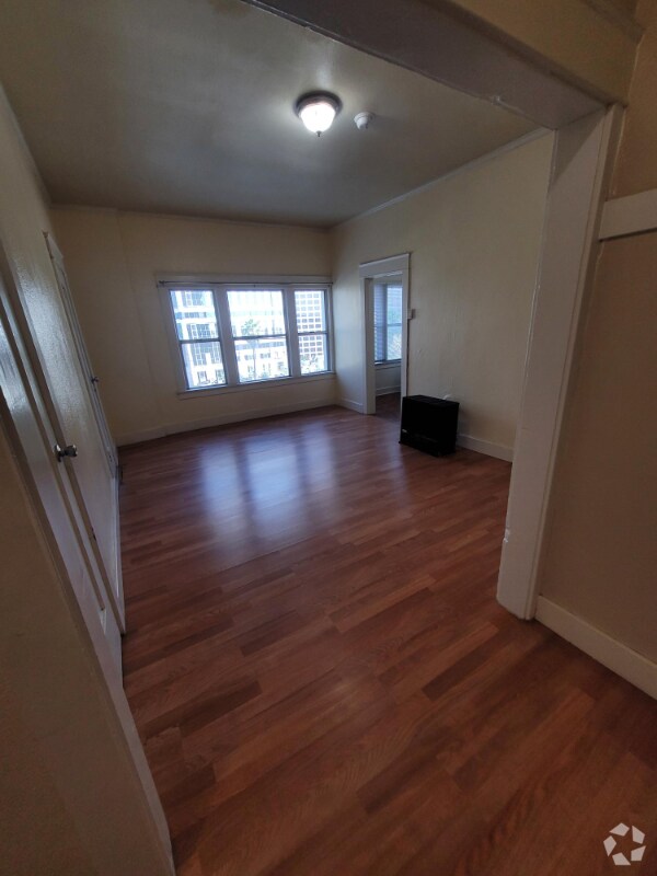 Financial District Apartments under 1,500 Los Angeles, CA 1