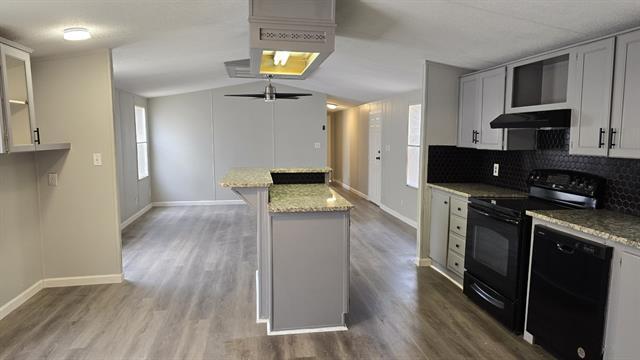 Foto del edificio - 4253 Sun Dr