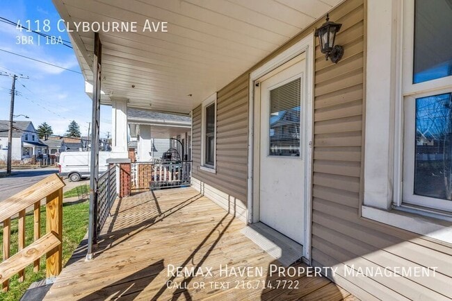 Foto del edificio - 4118 Clybourne Ave